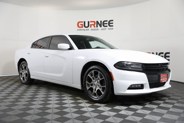 2016 Dodge Charger SXT photo 2