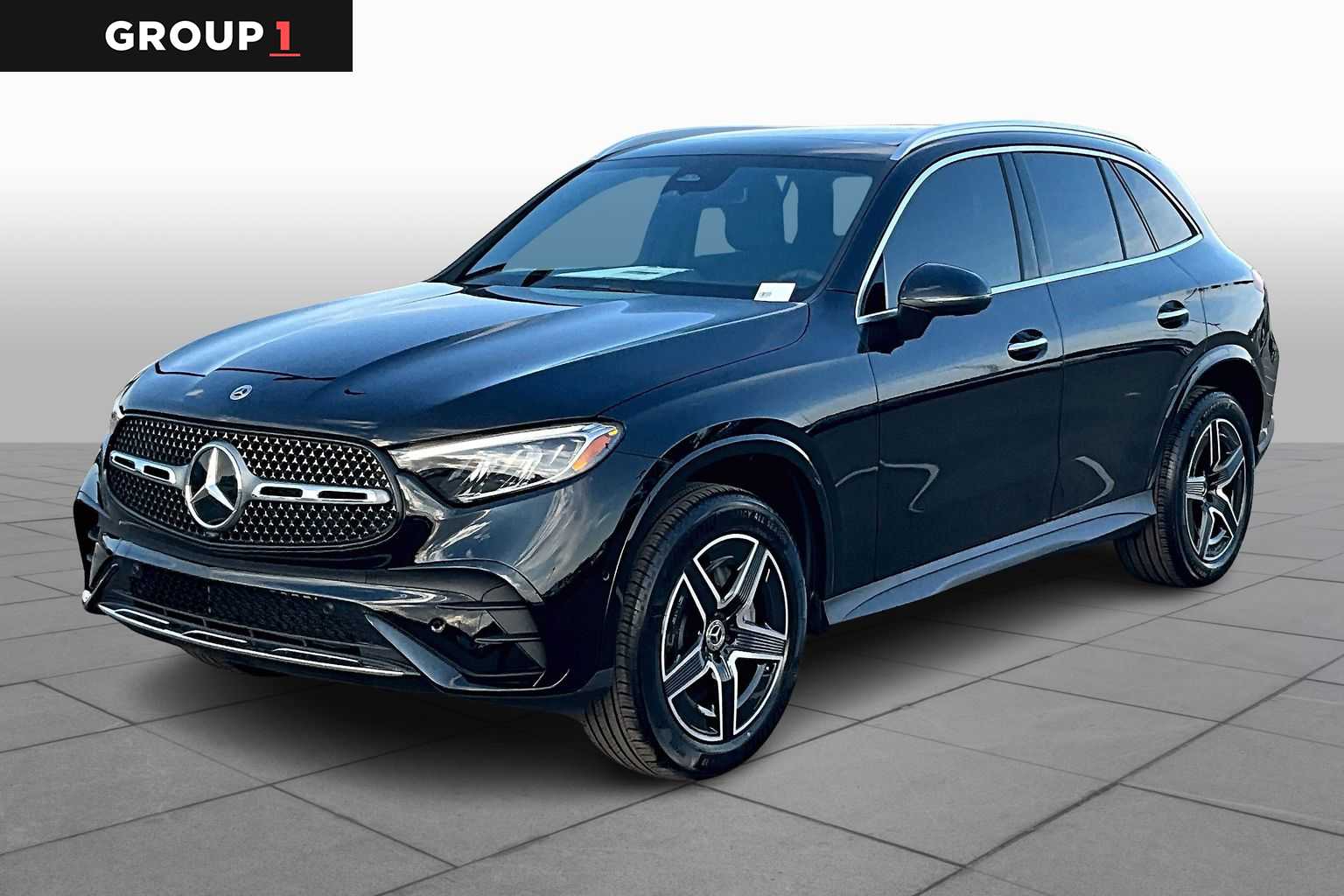 2026 Mercedes-Benz GLC Base's photo