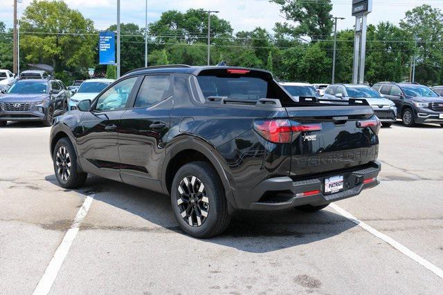 New 2025 Black Hyundai SEL FWD image 3