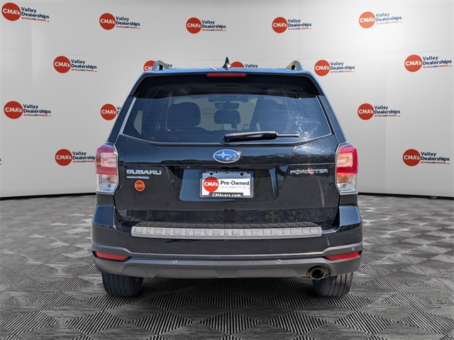 2018 Subaru Forester 2.5i Touring photo 4