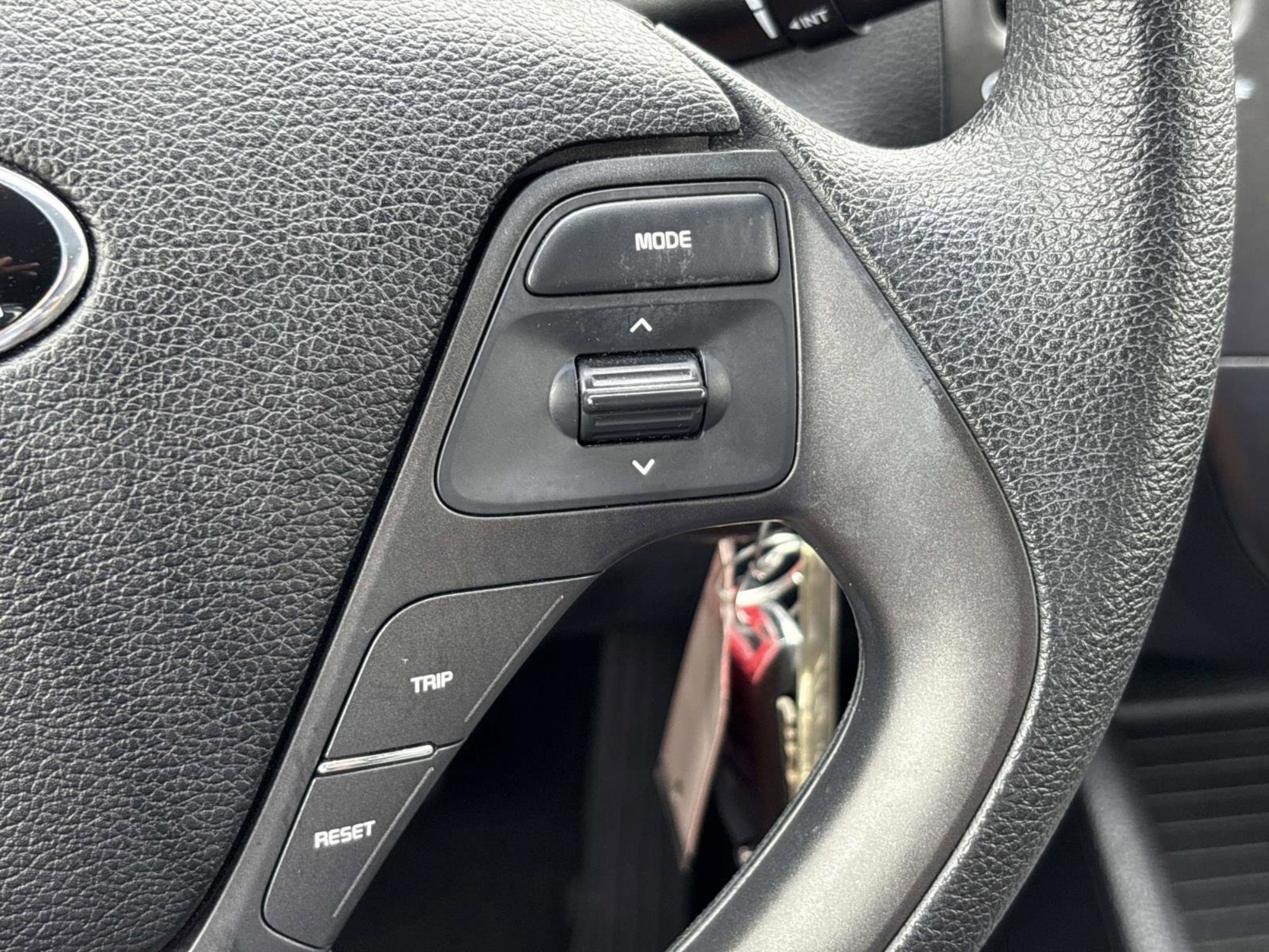 2016 Kia Forte LX photo 26