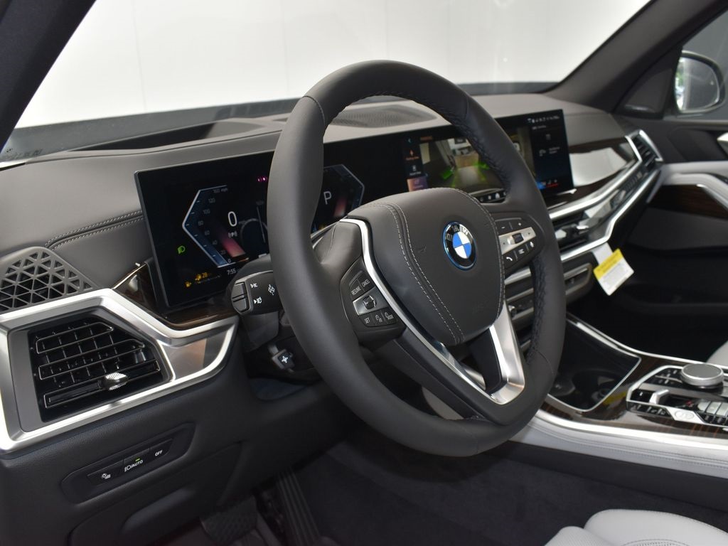 2026 Bmw X5 xDrive50e photo 11