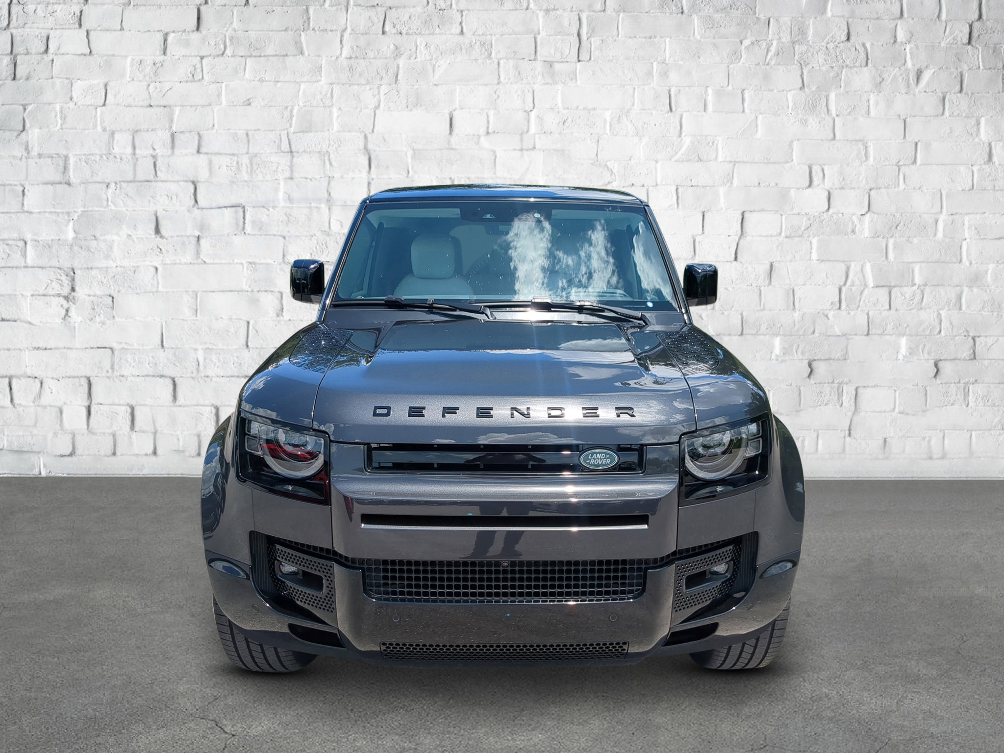 2025 Land Rover Defender 110 X-Dynamic SE photo 10