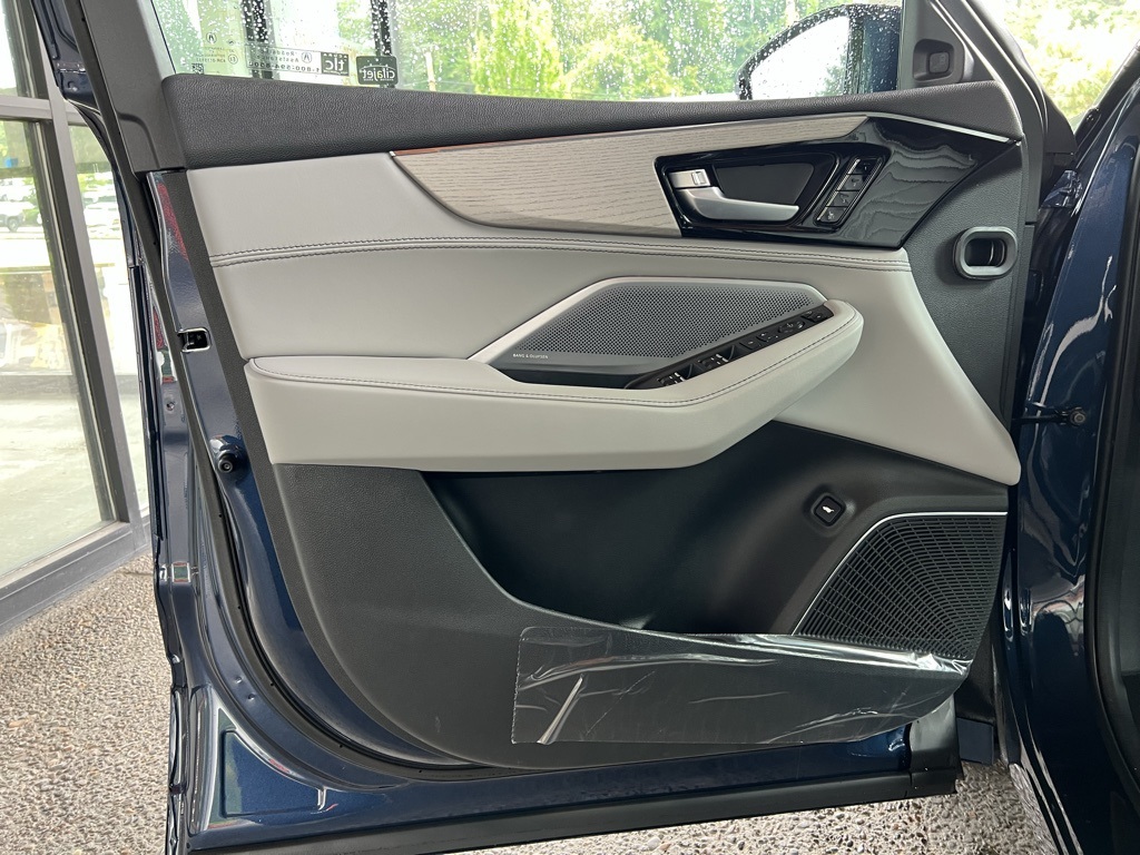 2026 Acura MDX Advance SH-AWD photo 10