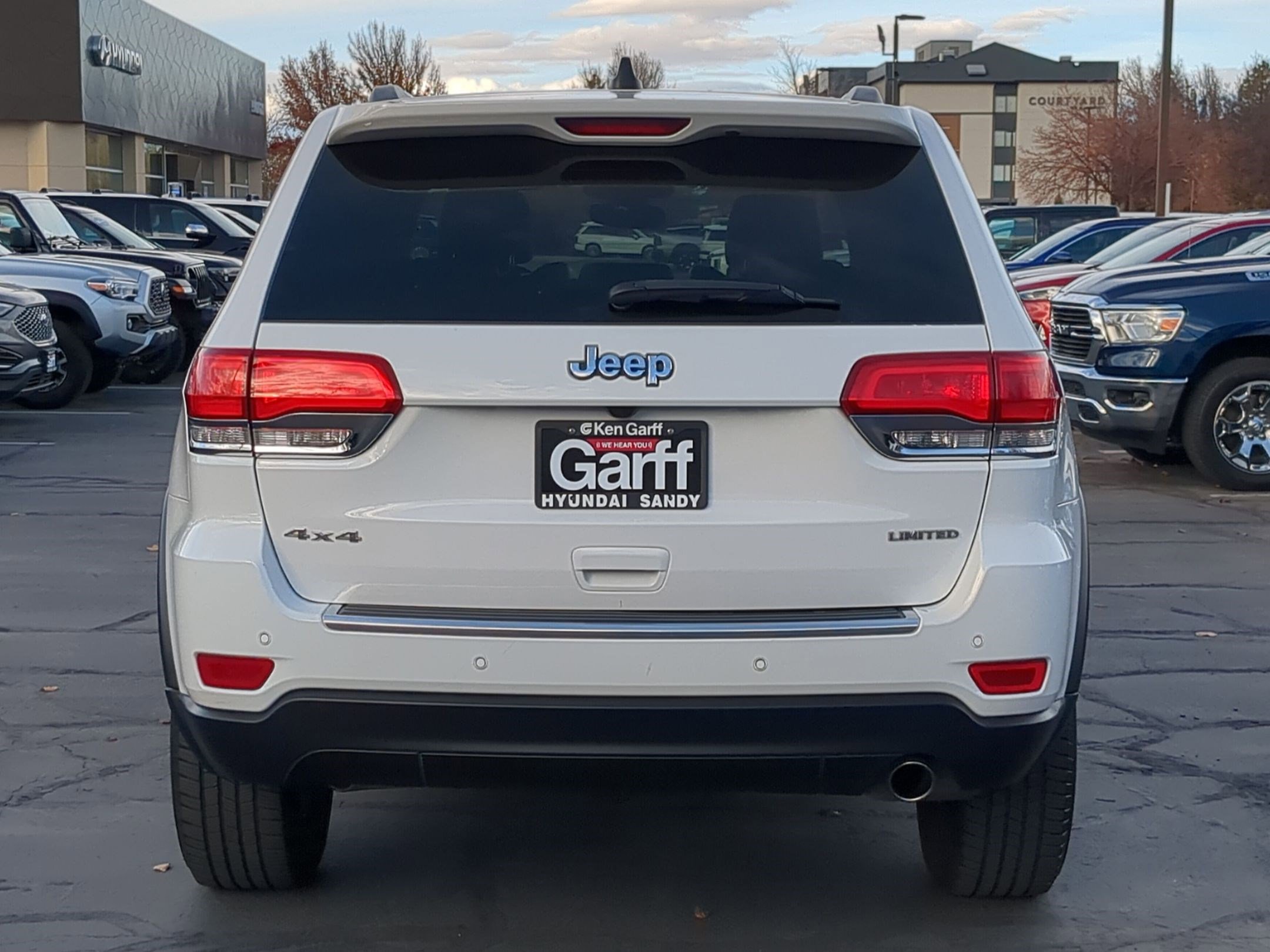 2018 Jeep Grand Cherokee Limited photo 3