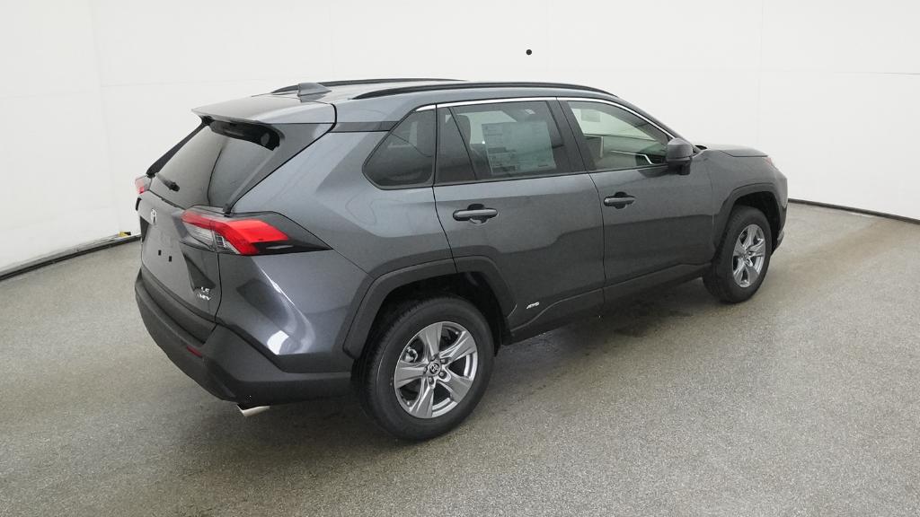 2025 Toyota RAV4 Hybrid LE photo 19