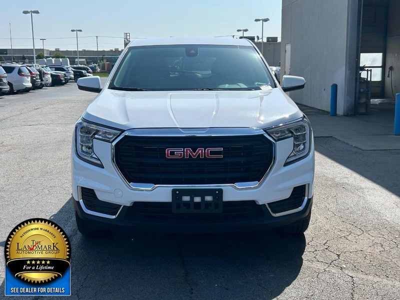 2024 Gmc Terrain SLE photo 4