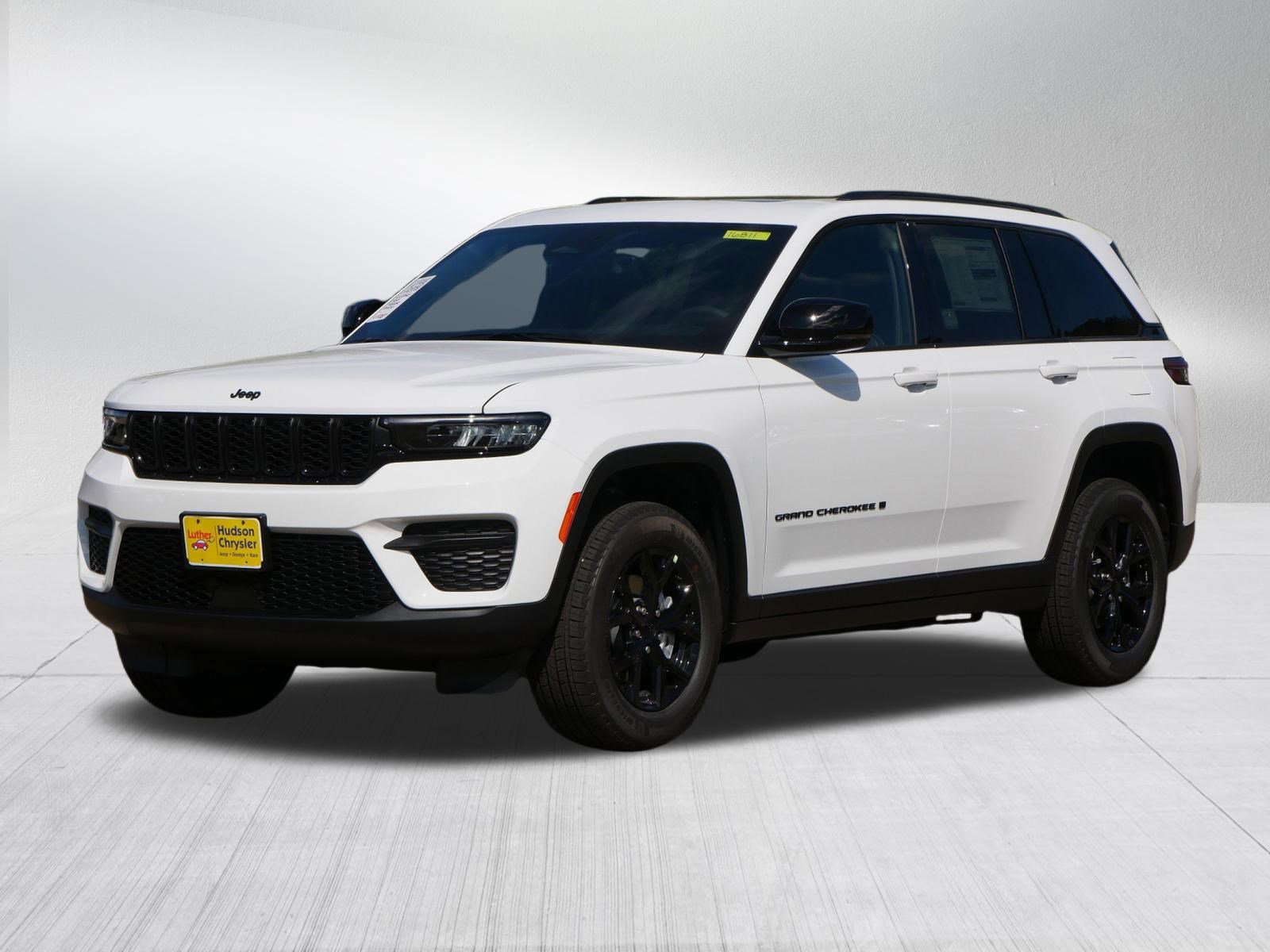 2025 Jeep Grand Cherokee Altitude X photo 4