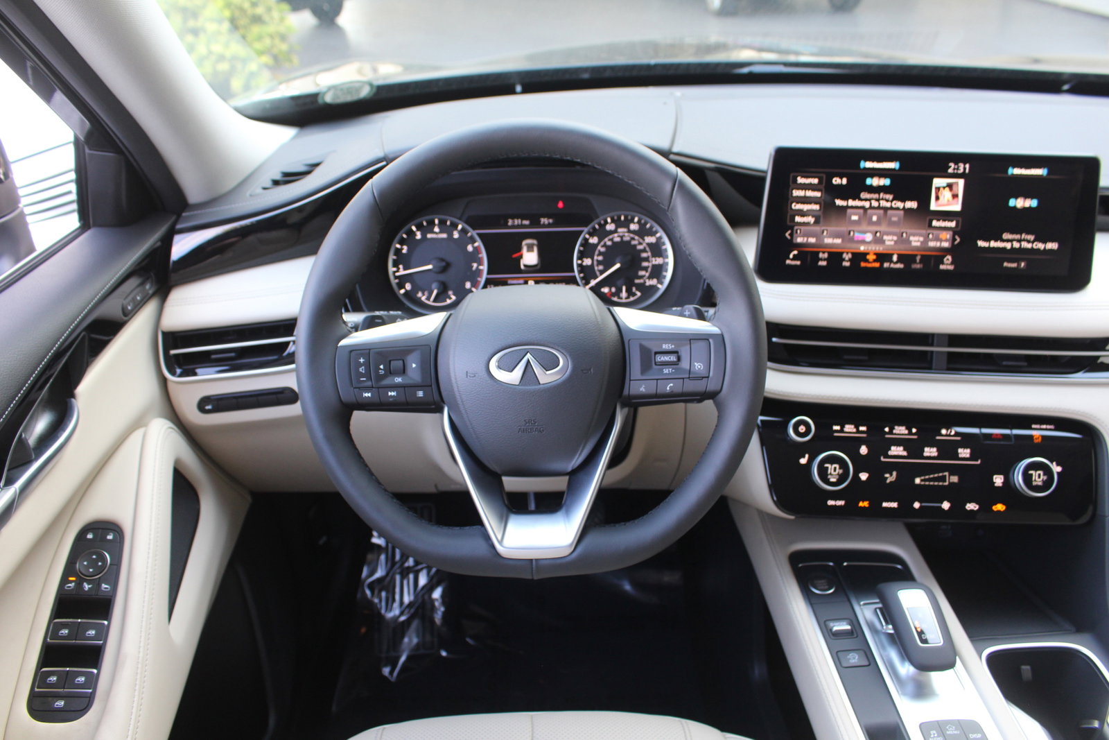 2025 Infiniti QX60 Pure photo 14