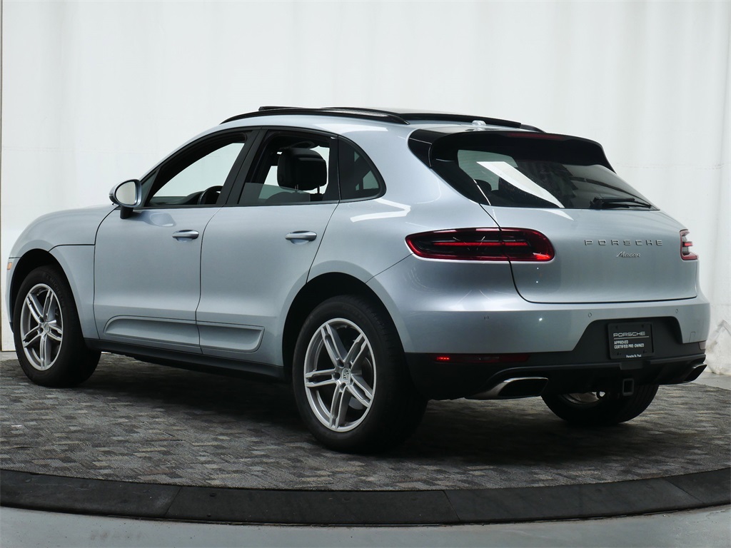 2018 Porsche Macan photo 3