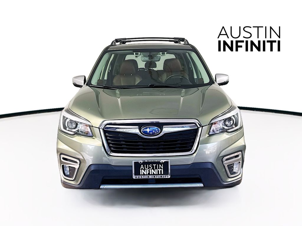 2020 Subaru Forester Touring photo 2