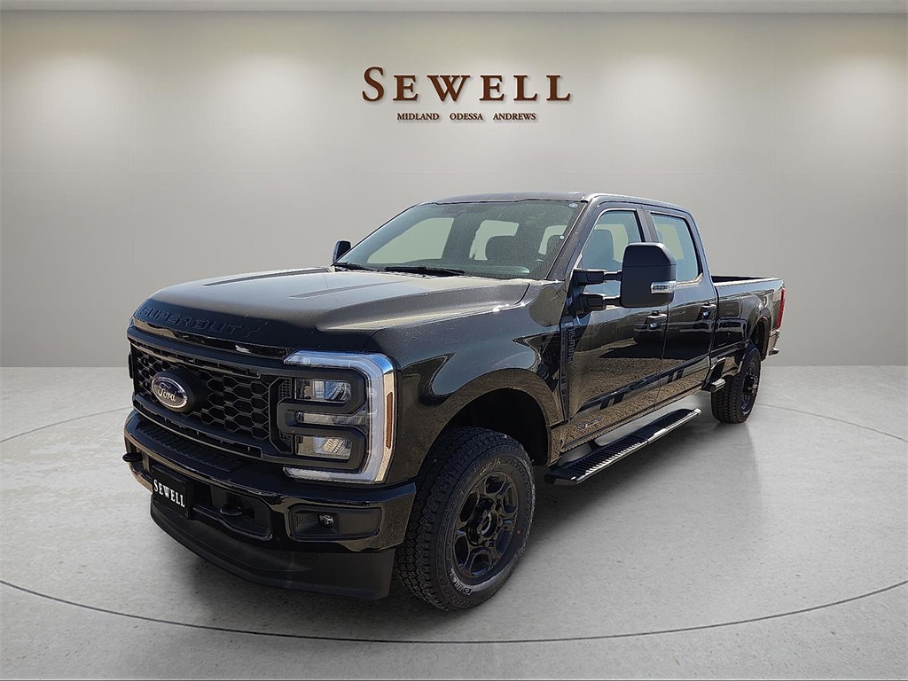 2026 Ford F-350 Super Duty XL's photo