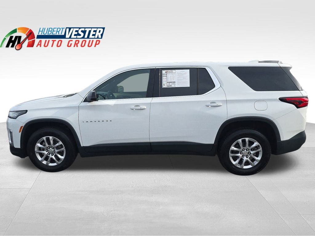 2023 Chevrolet Traverse LS's photo