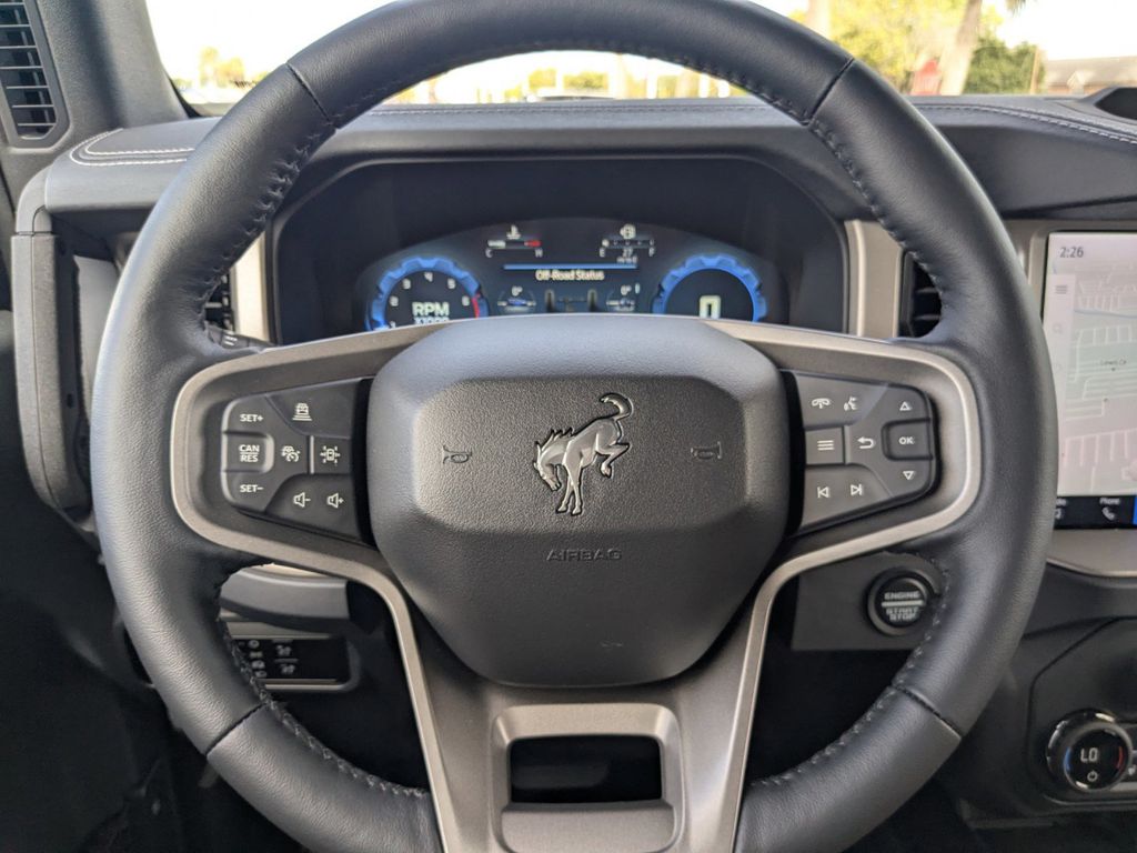 2025 Ford Bronco Outer Banks photo 27