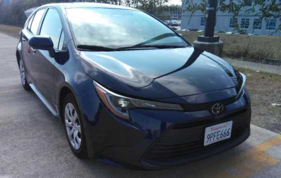 Used 2023 Toyota Corolla LE with VIN 5YFB4MDE8PP051689 for sale in Northfield, Minnesota