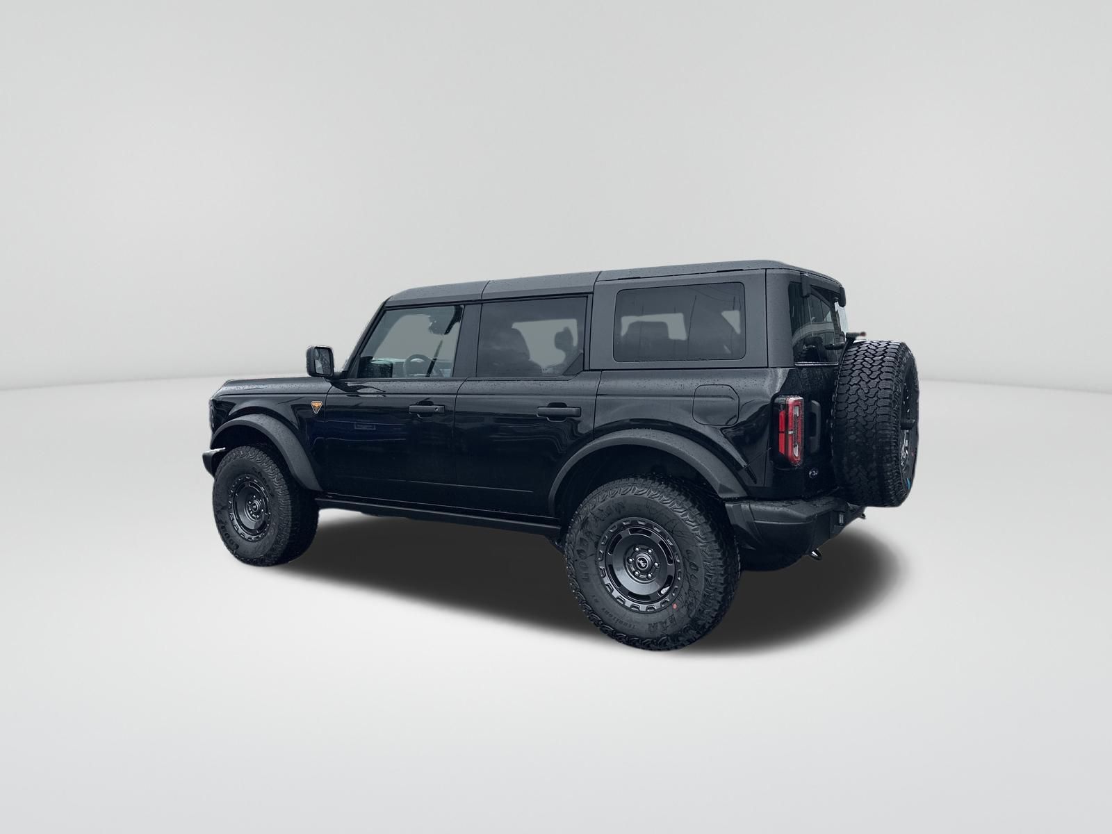 2025 Ford Bronco Badlands photo 2