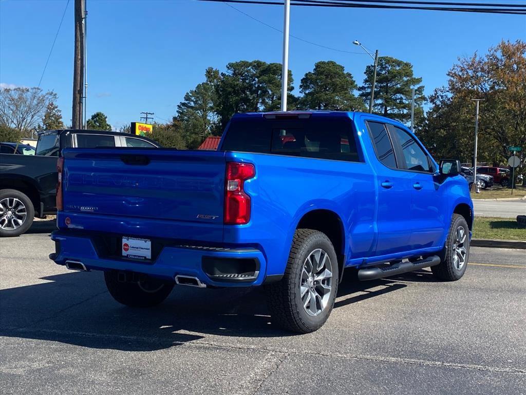 2026 Chevrolet Silverado 1500 RST photo 3