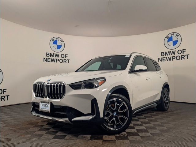 2026 BMW X1 28i's photo