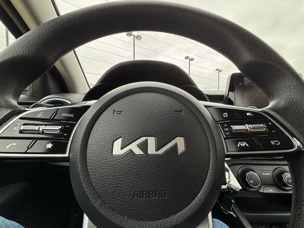2023 Kia Forte LXS photo 20