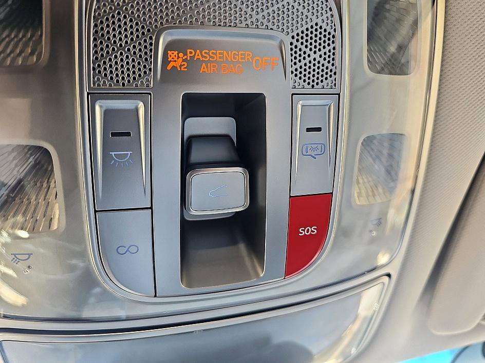 2025 Genesis GV70 2.5T photo 23