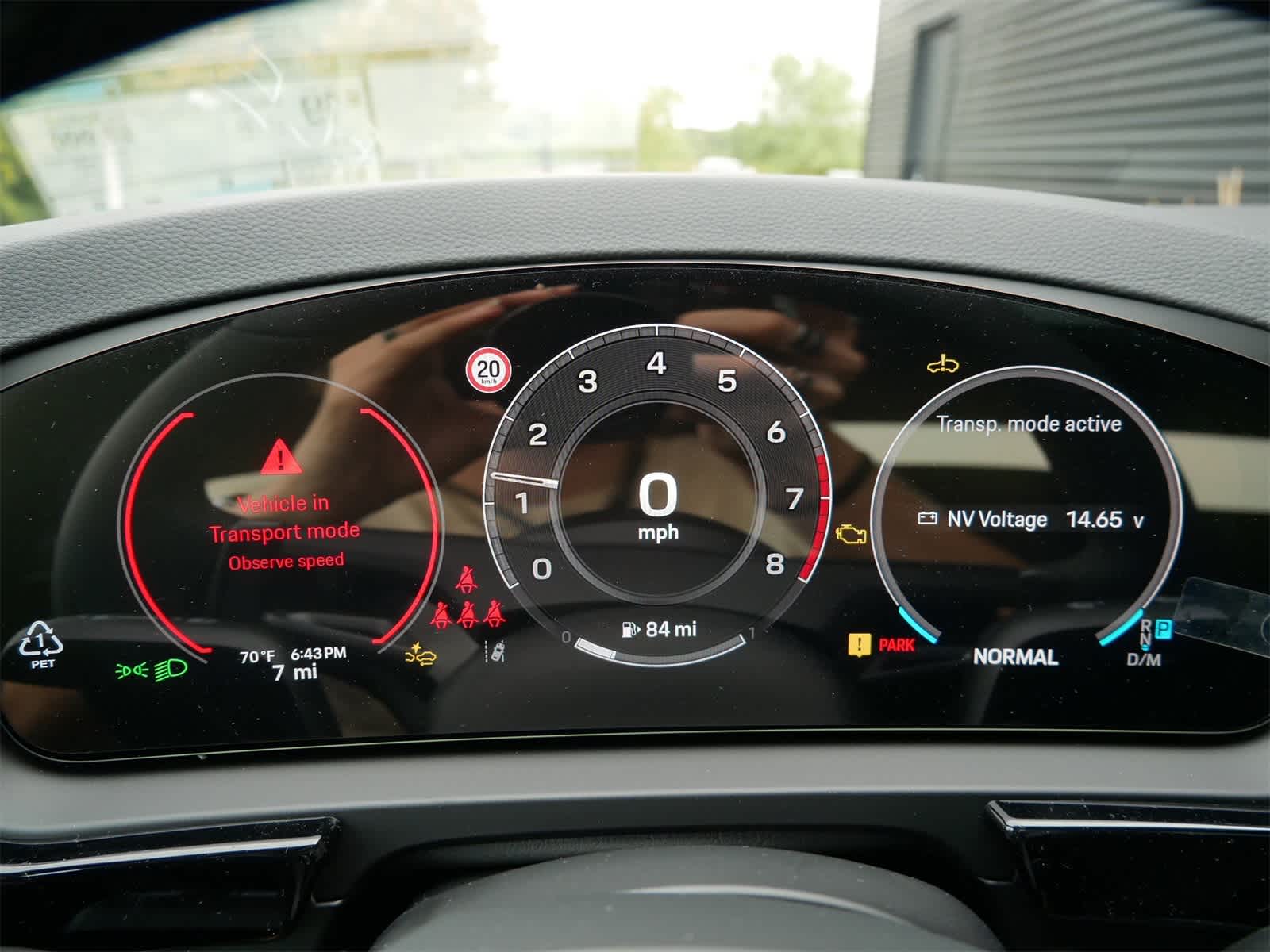 2026 Porsche Cayenne photo 13