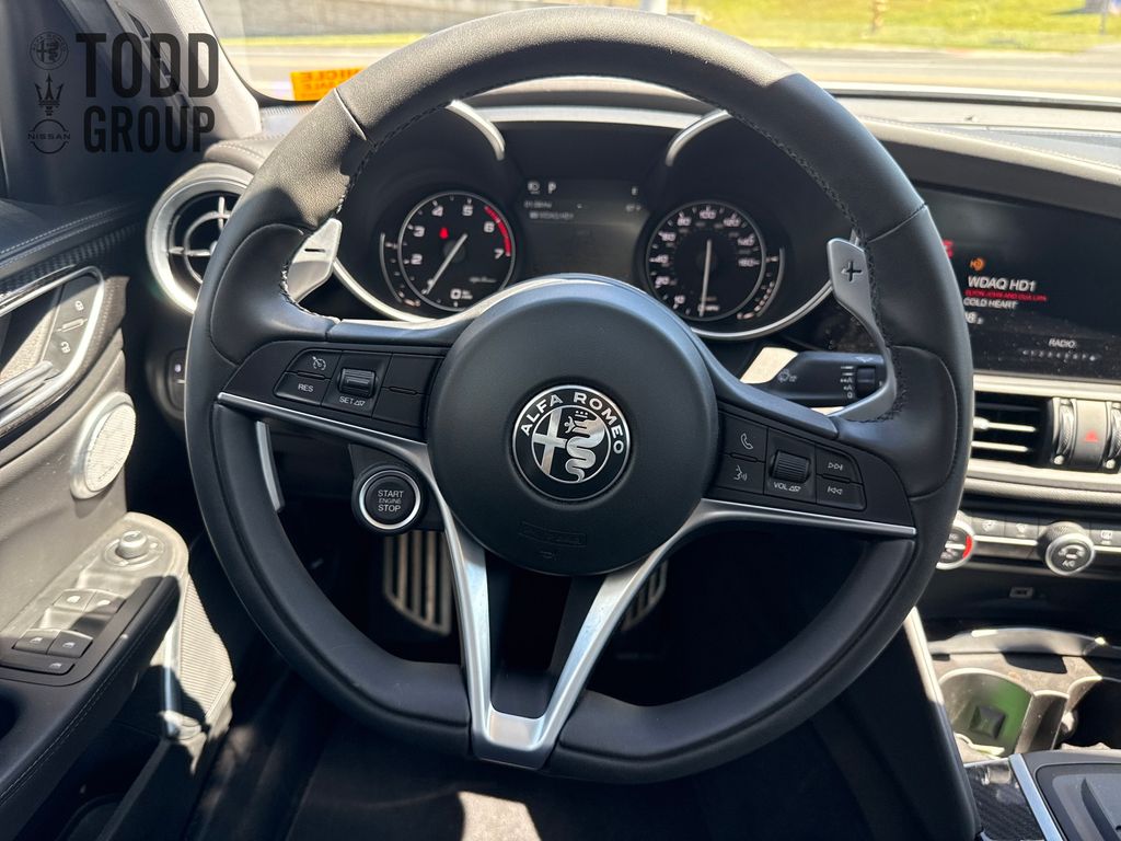2019 Alfa Romeo Giulia Ti Sport photo 12