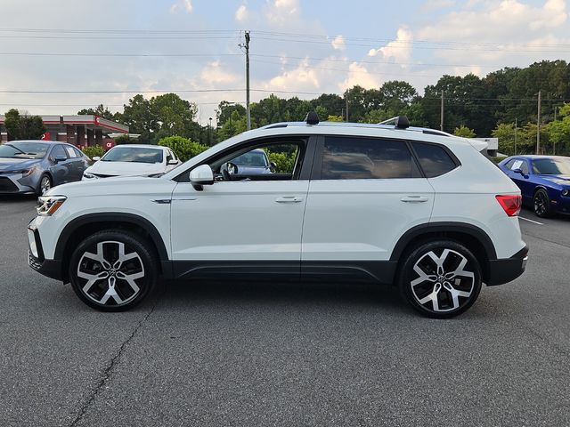 2022 Volkswagen Taos SEL photo 15