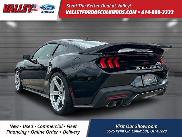 2025 Ford Mustang GT Premium photo 4