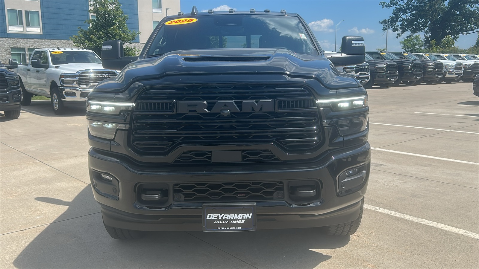 2025 Ram 2500 Laramie photo 10