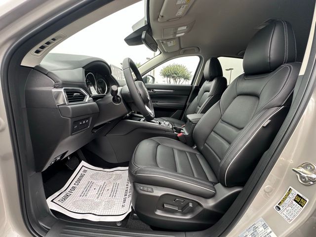 2025 Mazda CX-5 2.5 S Preferred photo 24