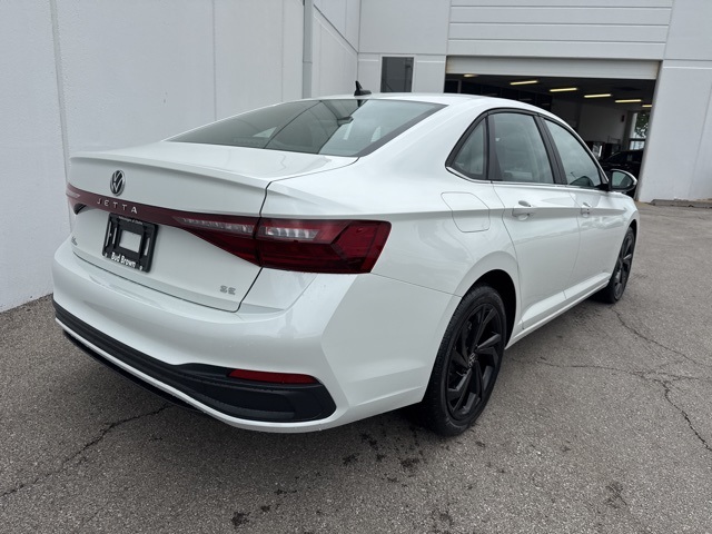 2025 Volkswagen Jetta 1.5T SE photo 5