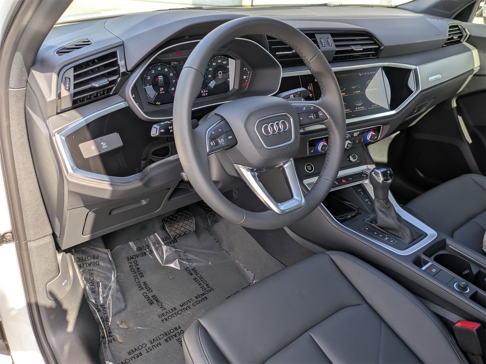 2025 Audi Q3 S line Premium photo 5