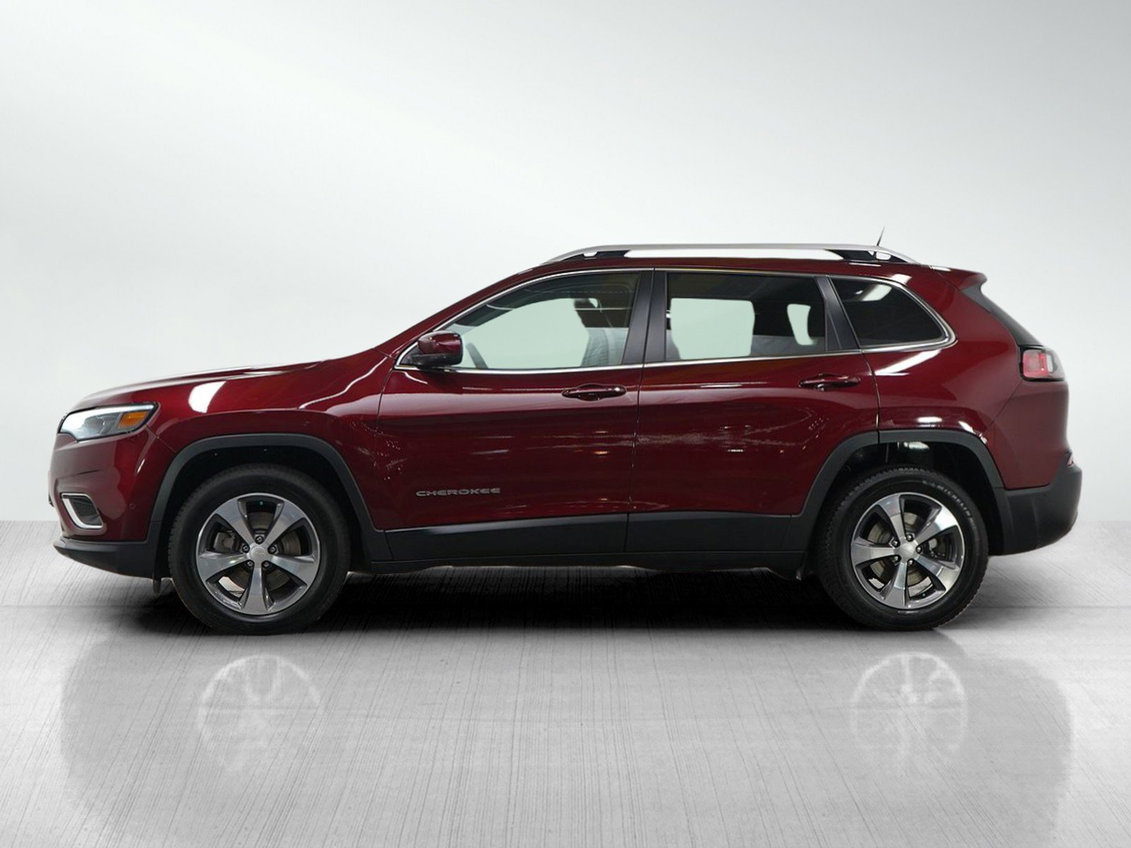 Used 2019 Jeep Cherokee Limited with VIN 1C4PJMDX0KD200849 for sale in Minneapolis, Minnesota