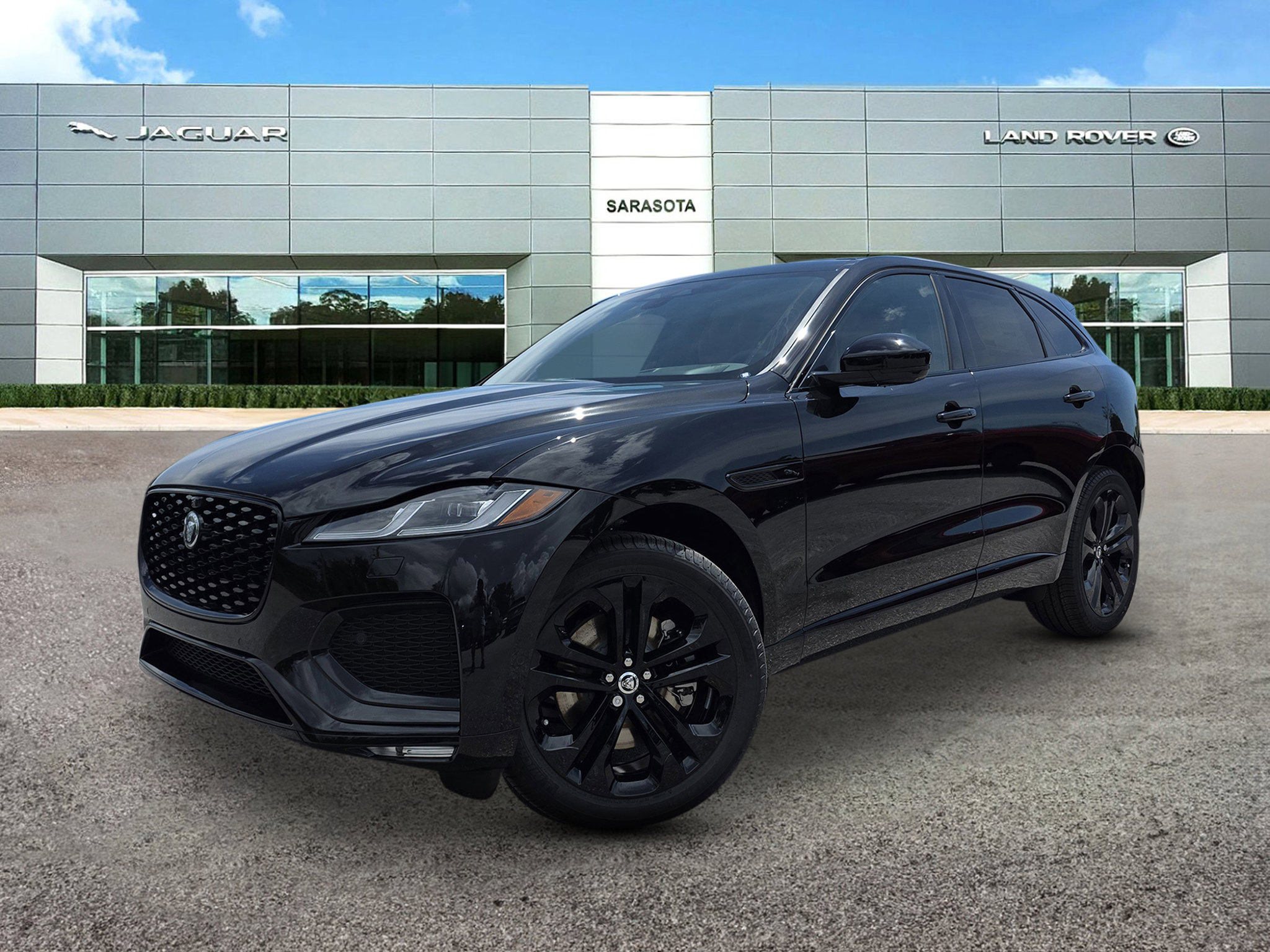 2026 Jaguar F-Pace R-Dynamic S's photo