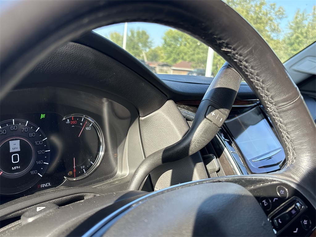 2018 Cadillac Escalade Luxury photo 22