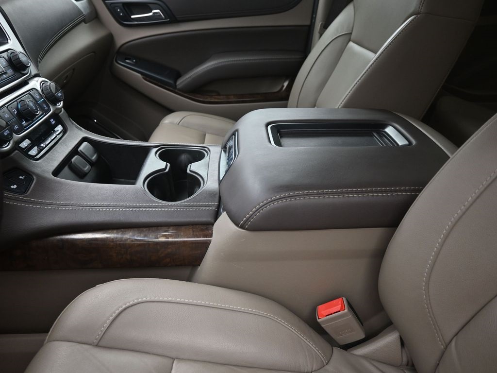 2019 Chevrolet Tahoe LT photo 19