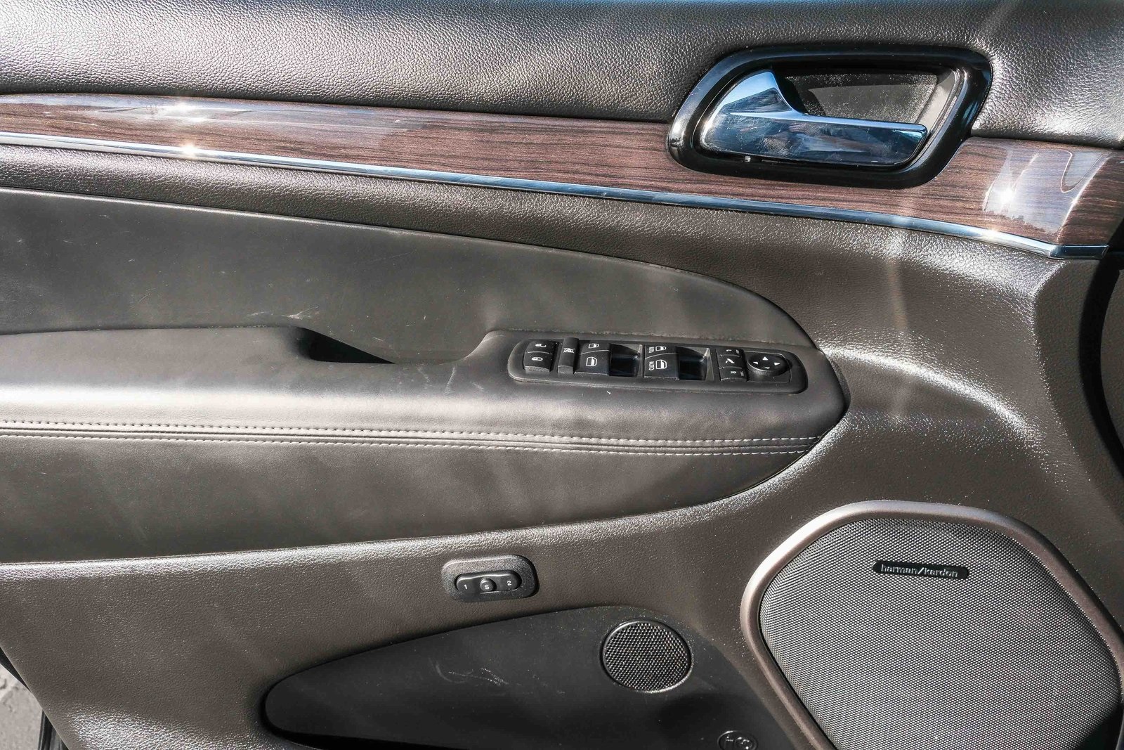 2019 Jeep Grand Cherokee Overland photo 20