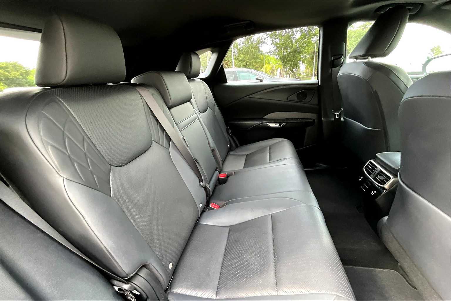 2024 Lexus RX Premium photo 19