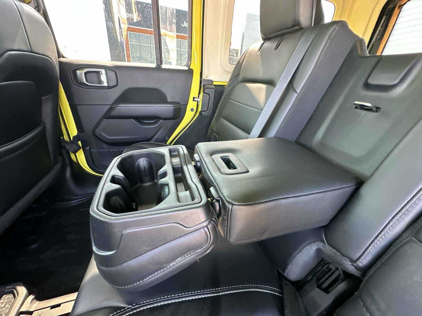 2023 Jeep Wrangler Sahara photo 26