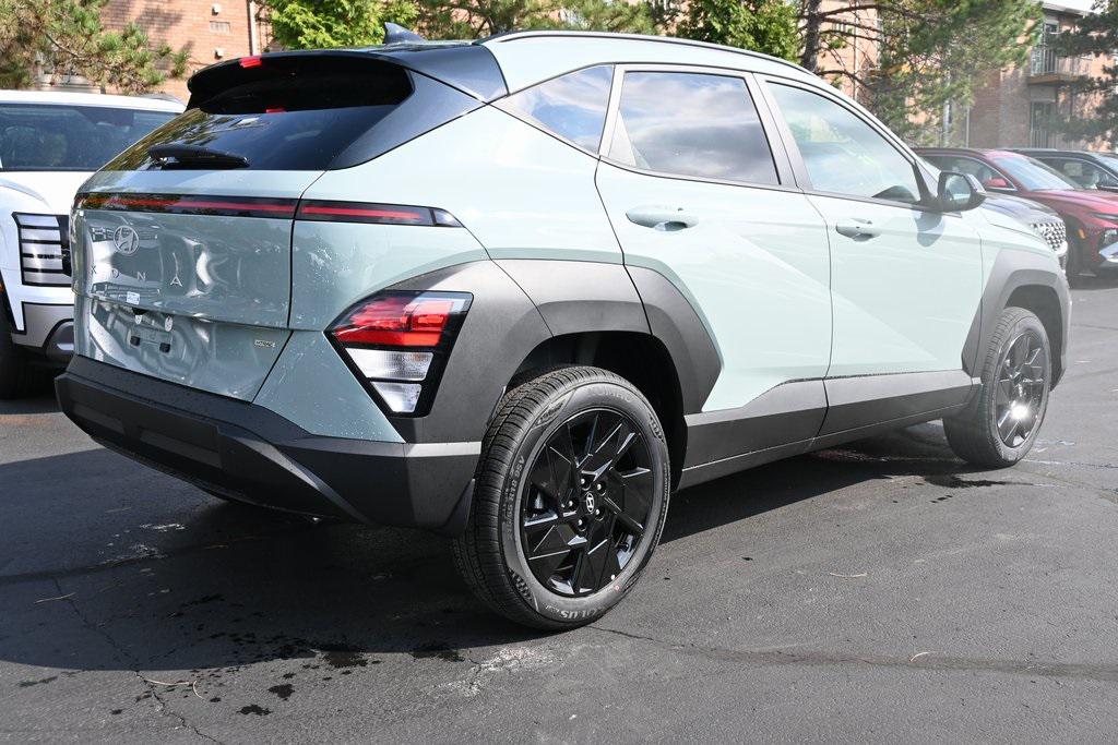 2026 Hyundai Kona SEL photo 7