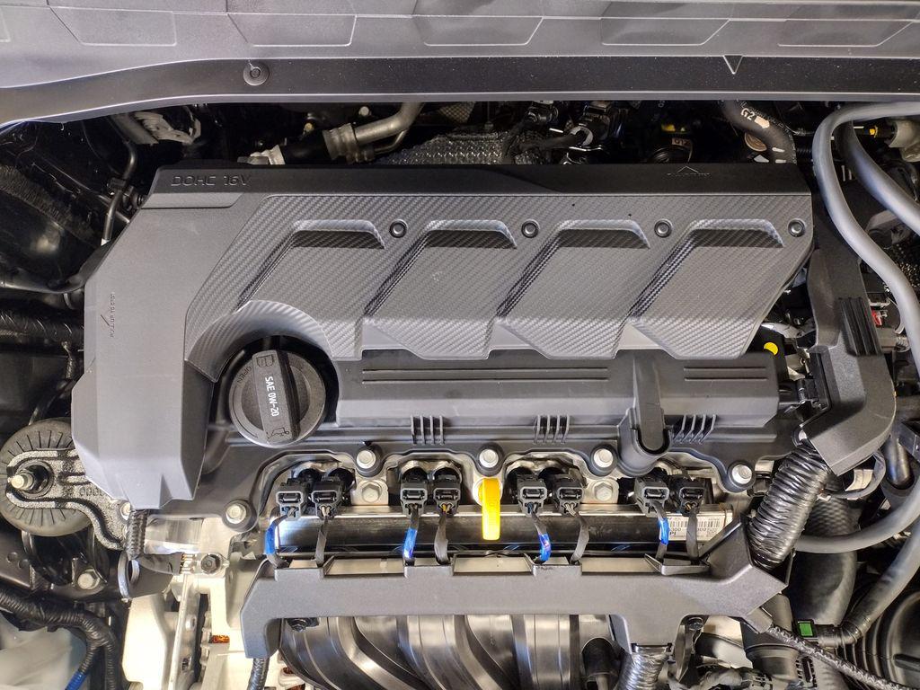 2026 Hyundai Venue SE photo 6