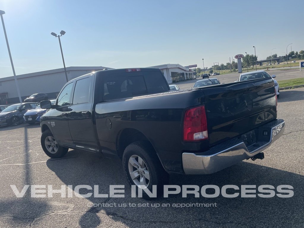 2019 Ram 1500 Classic SLT photo 4