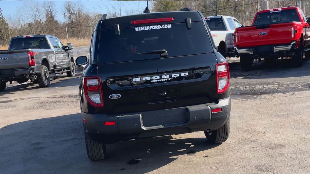2025 Ford Bronco Sport Outer Banks photo 2