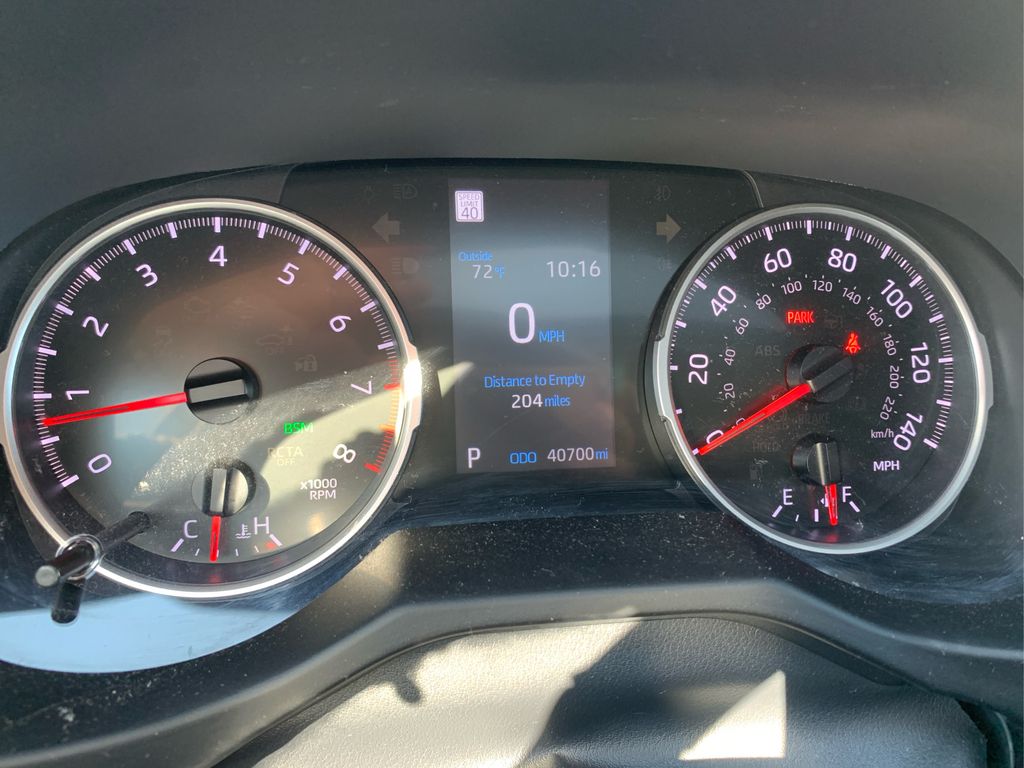 2022 Toyota RAV4 XLE photo 20