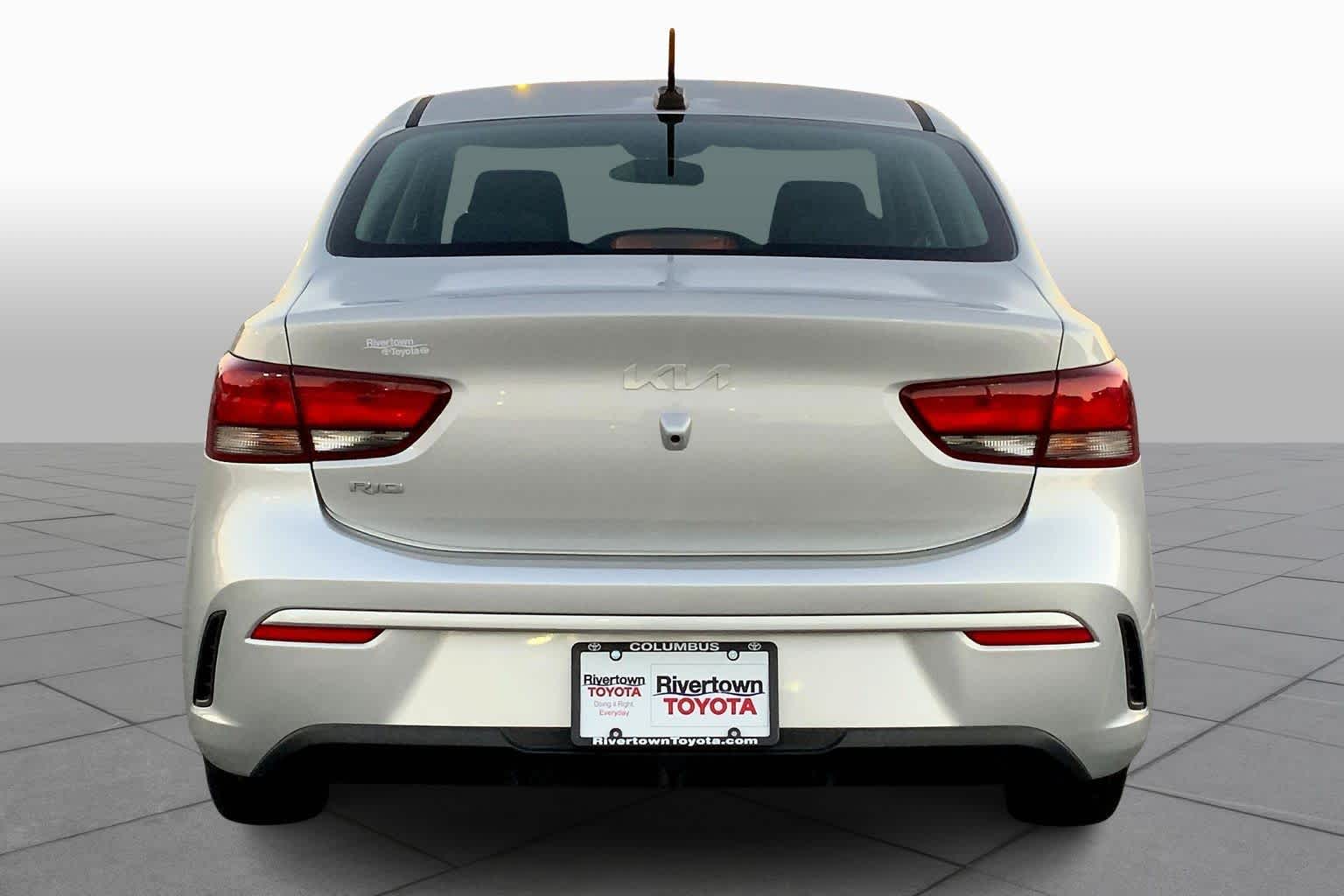 2022 Kia Rio S photo 4