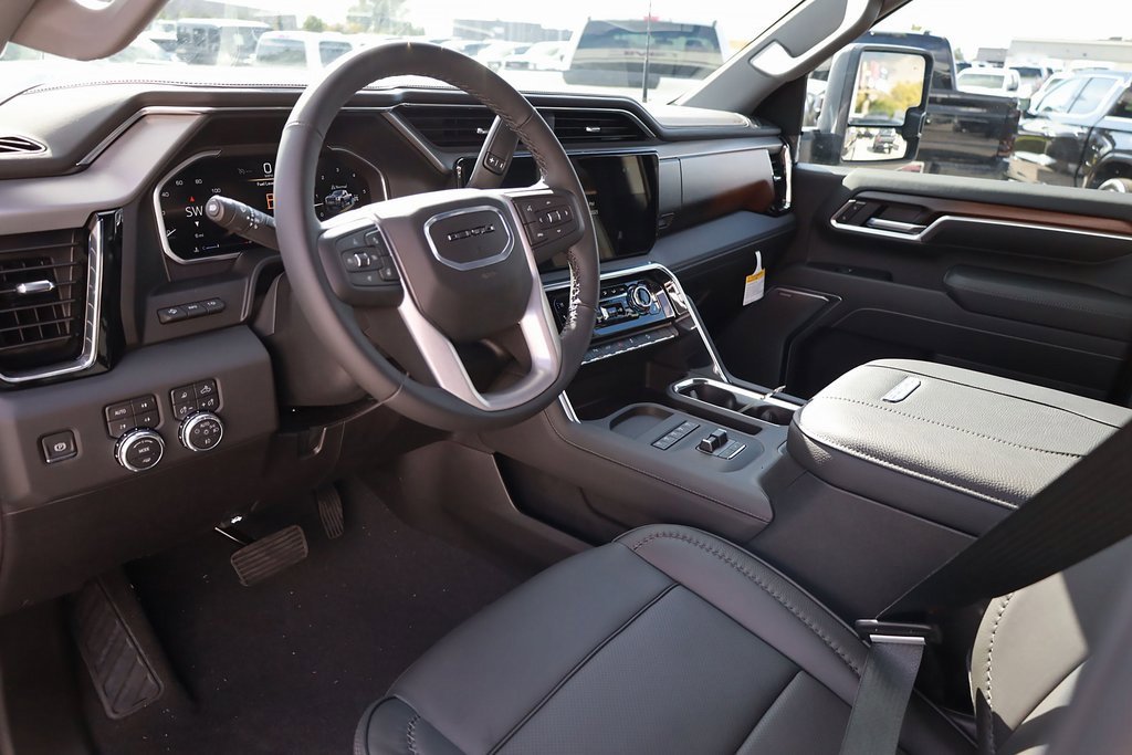 2026 Gmc Sierra 3500 HD Denali photo 12
