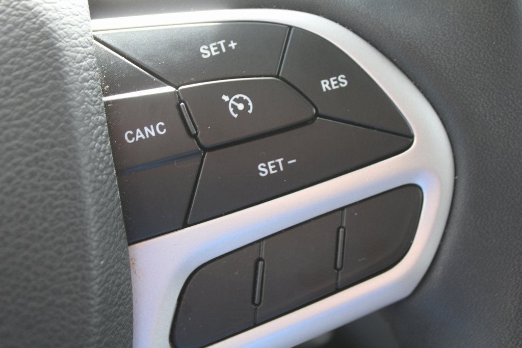 2022 Jeep Cherokee X photo 26