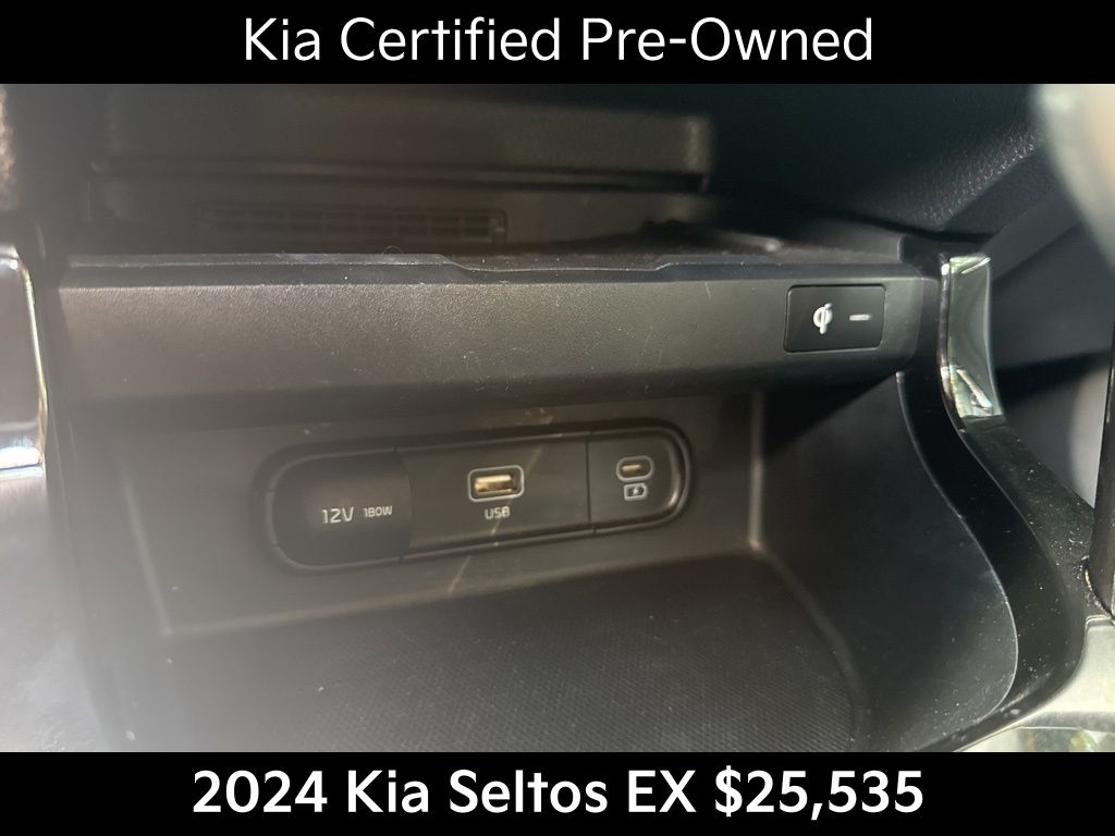 2024 Kia Seltos EX photo 18