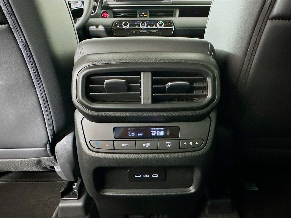 2025 Honda Pilot EX-L photo 17
