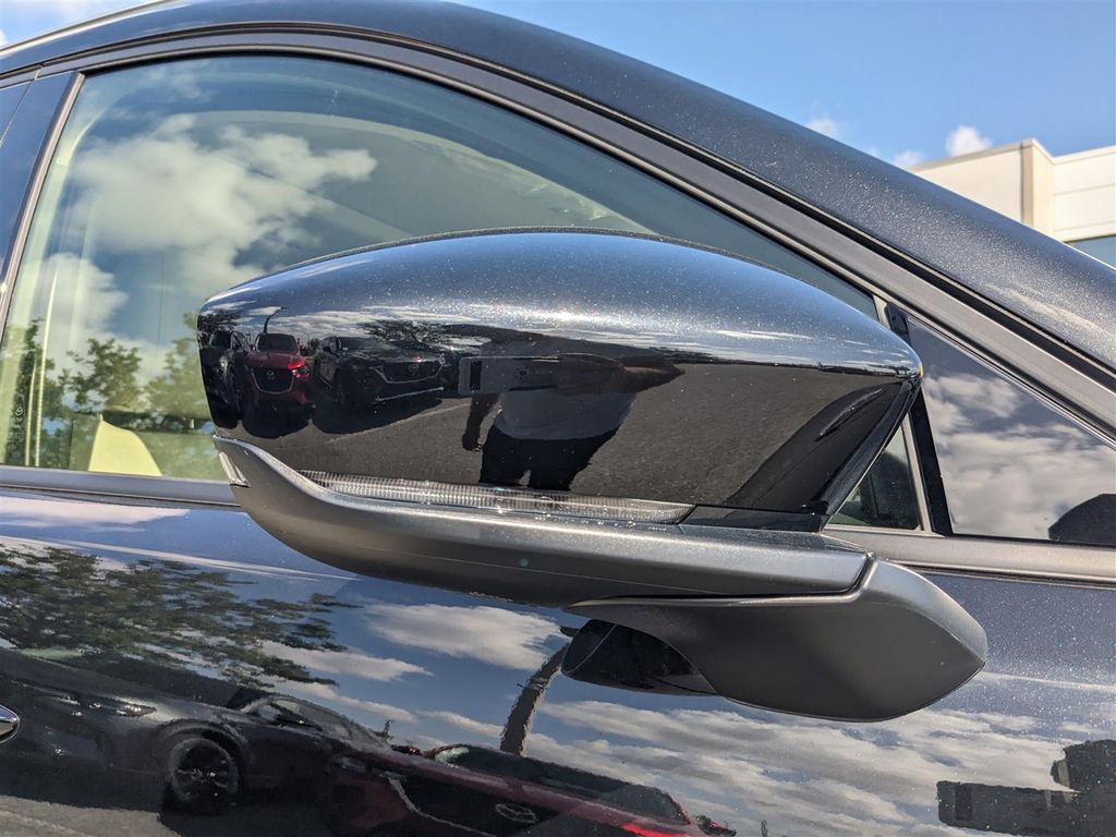 2025 Mazda CX-90 3.3 Turbo Preferred photo 10